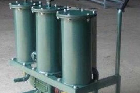 关关轻便式滤油机的时辰必要把稳什么呢？